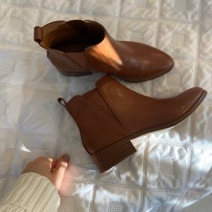 J Crew Ankle Boots Size 8 NEW